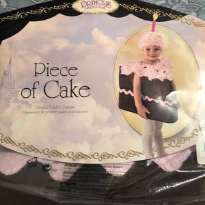 Halloween Costume- 🍰 Piece of Cake